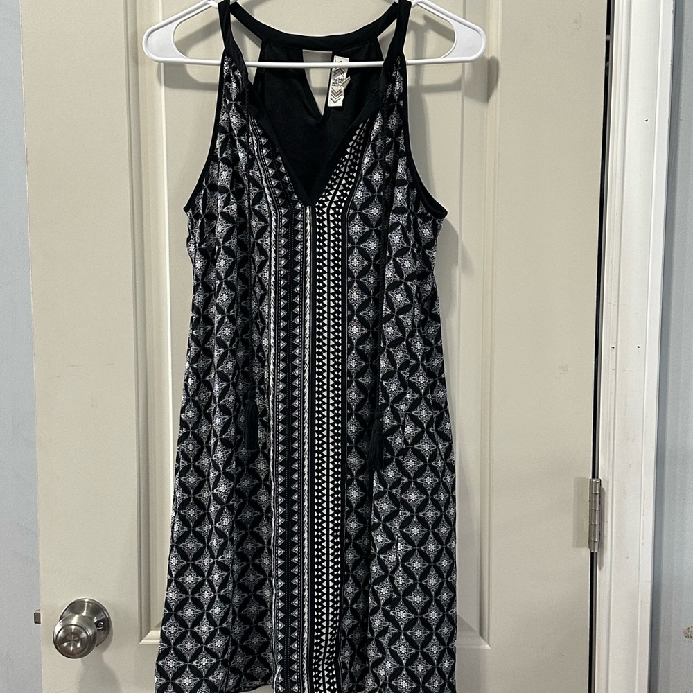 Pink Rose Black and White Patterned Women's Dress Size Small